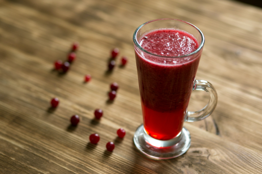 refreshing drink, cranberry juice