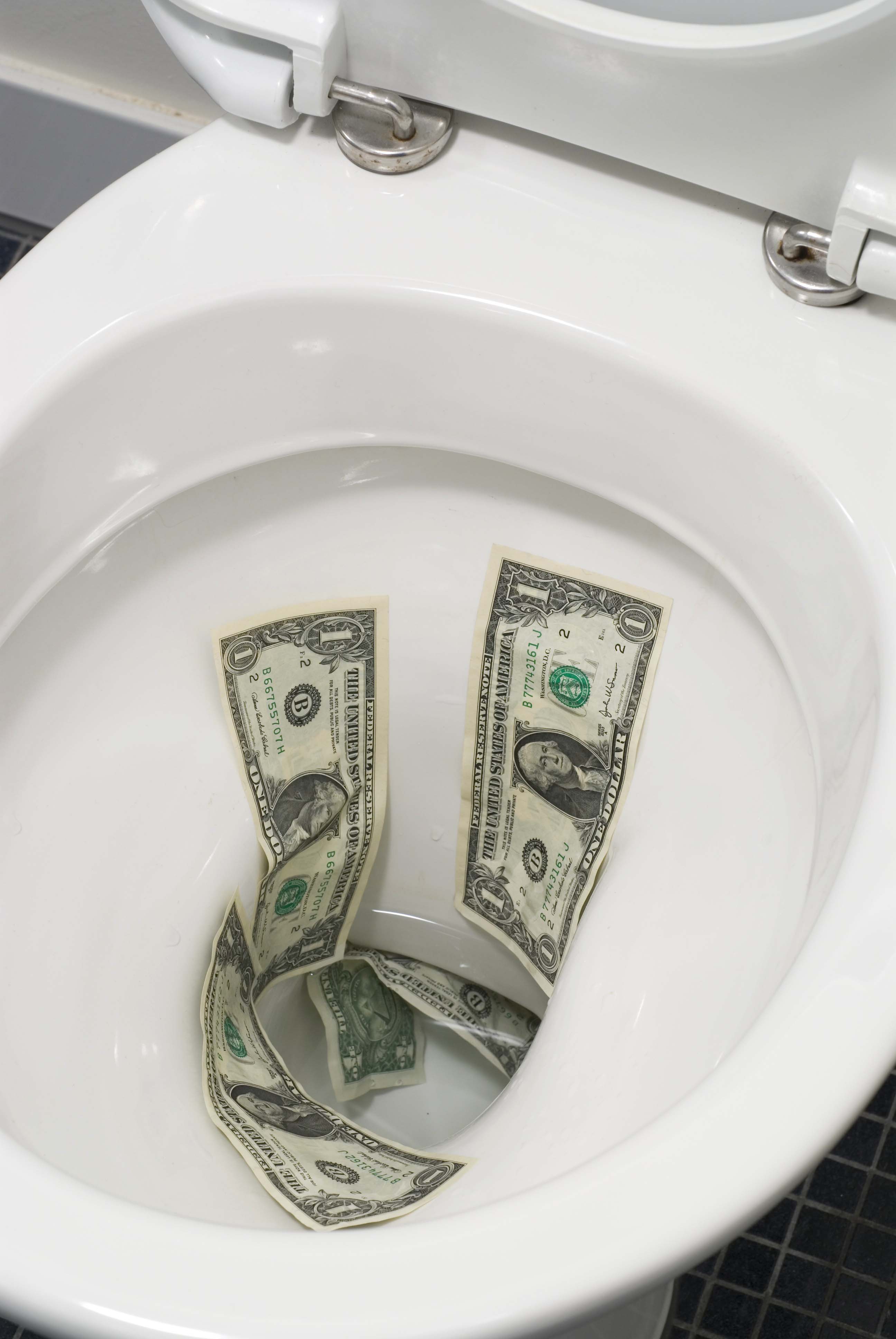 dollar-bills-down-toilet.jpg__PID:9b075f39-0833-46be-9ee6-b34ff974dc73