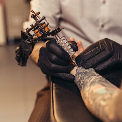 tattooing_gloves