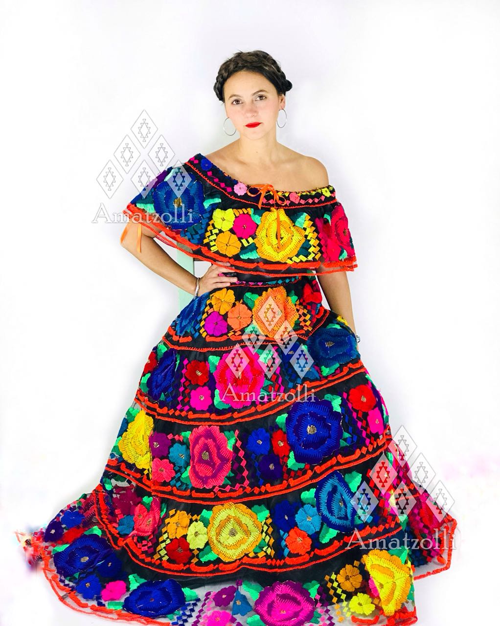 Trajes y Vestidos Fiestas Amatzolli®