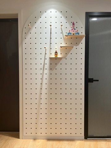 wooden-pegboard-entrance-hall