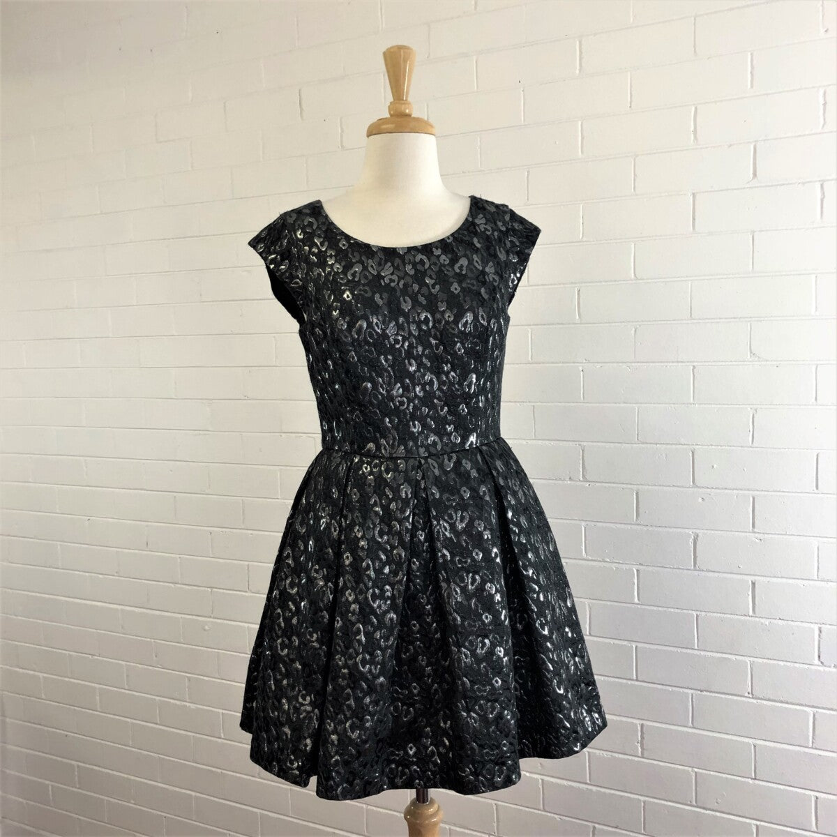 Armani Exchange | Italy | dress | size 10 – Lifeline Shop Online by  Lifeline Northern Beaches