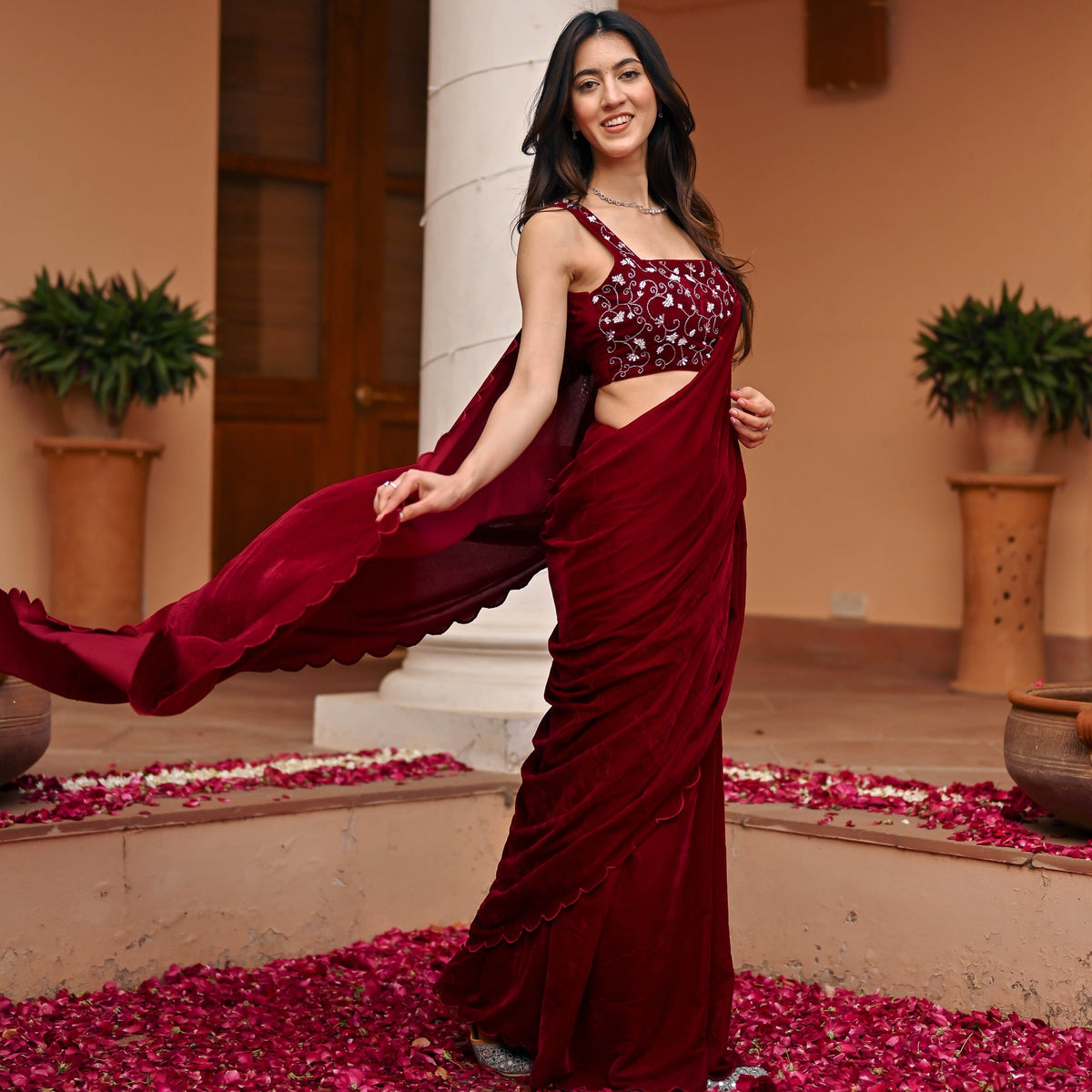 Presenting New Designer Heavy Pure Velvet Party Wear Saree Collaction. –  Sareevillahub