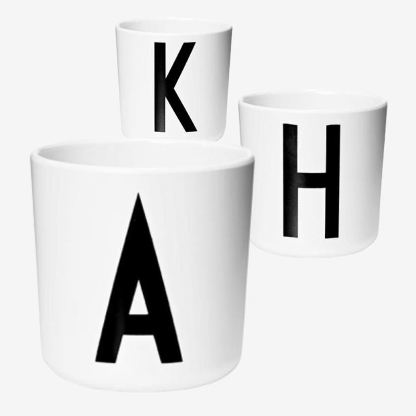 Design Letters Melamin kop med Bogstav