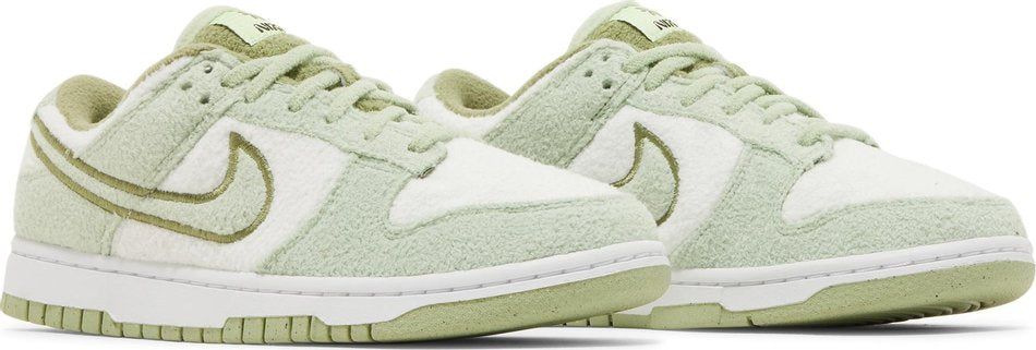 women's nike wmns dunk low 'fleece stores