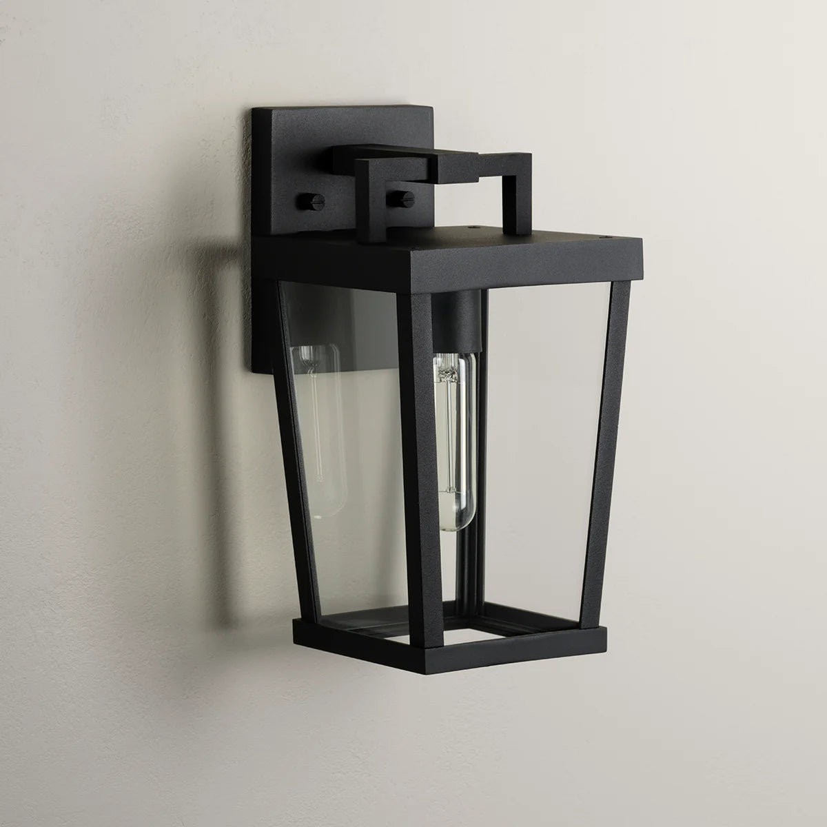 Progress Lighting Tryon Collection One-Light LED Small New Traditional Outdoor Wall Lantern Black (P560372-031)