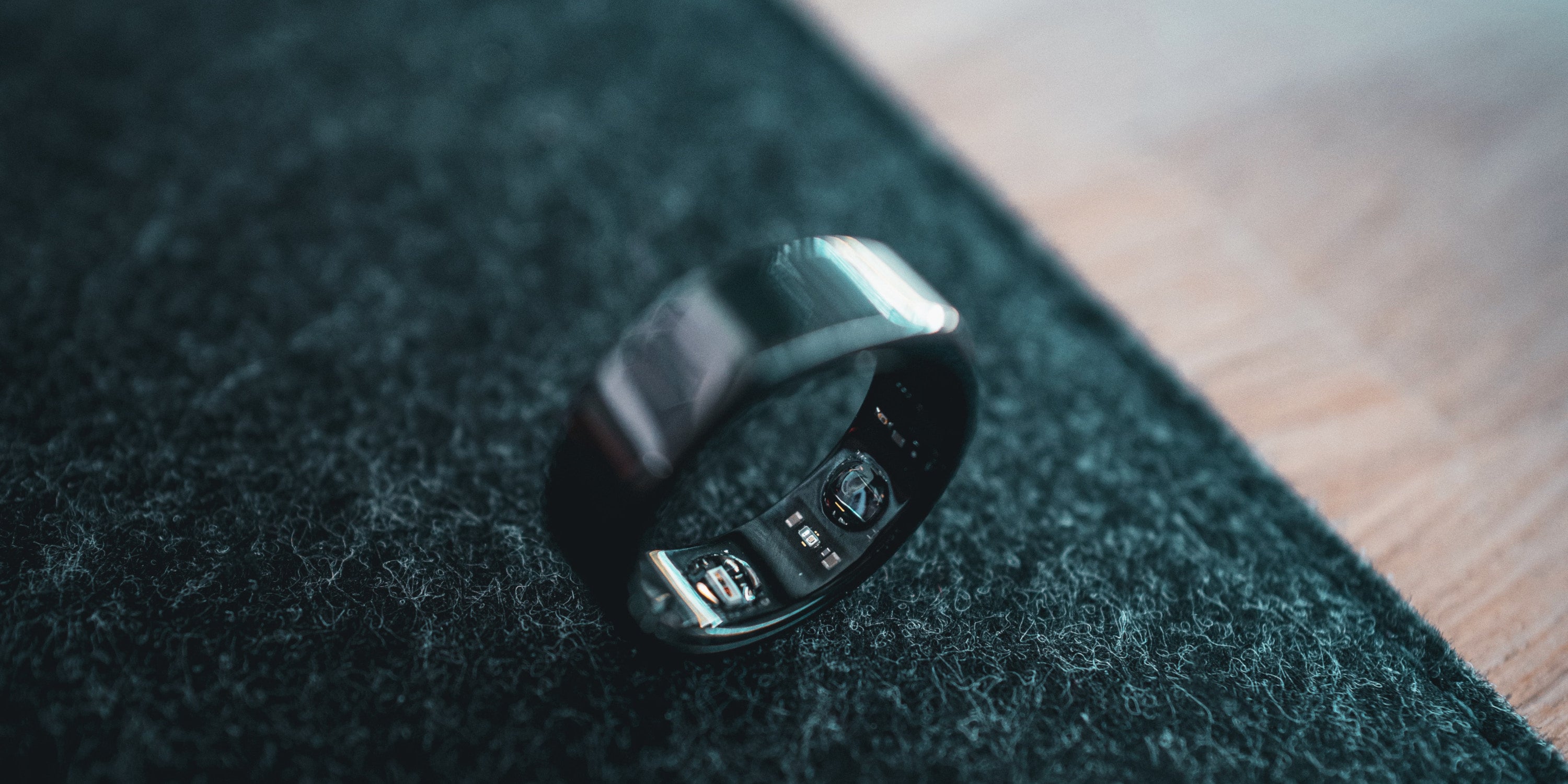 ULTRAHUMAN Ring AIR Advanced Sleep, HRV, Temperature Tracking Wearable,  Lifetime Subscription