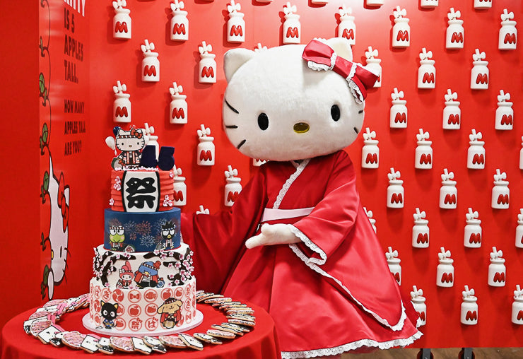 Hello Kitty Japanese Girl