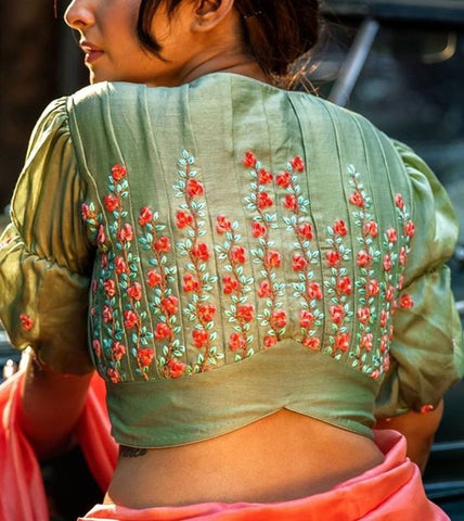 Saree blouse neck designs for broad shoulders pictures – 5 Perfect