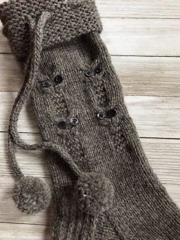 How to add soles to knitted slippers – Les Laines Biscotte Yarns