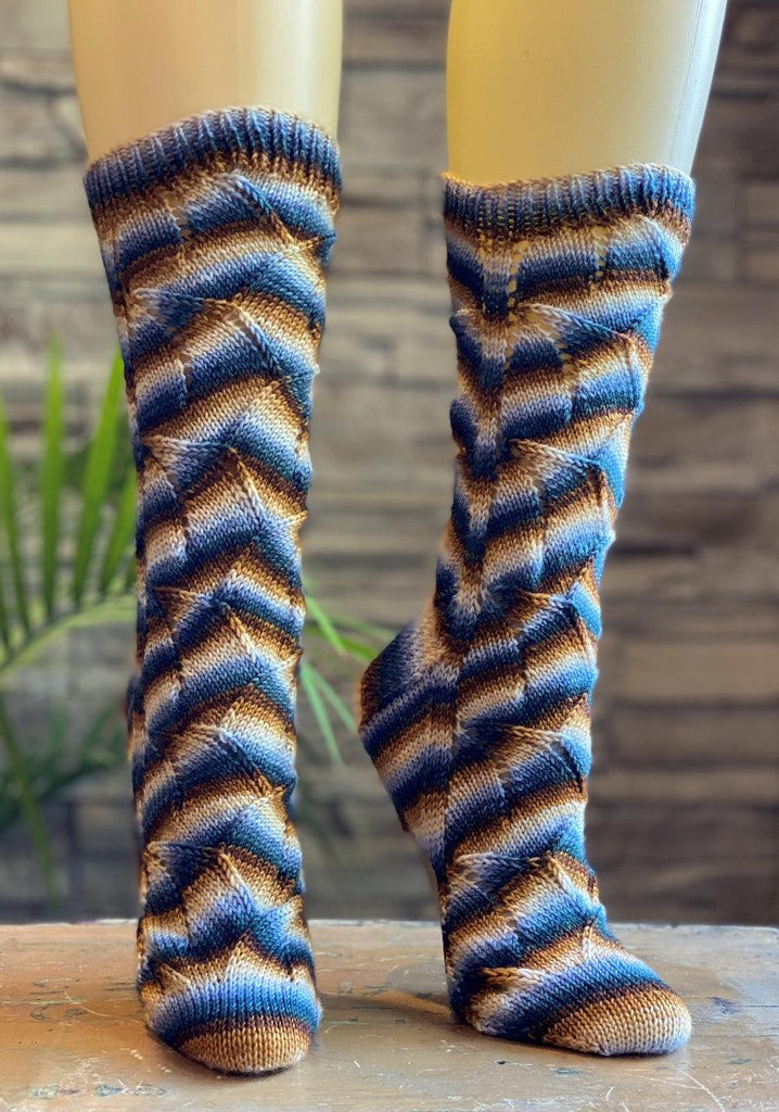 Knit Twist Stitch Sock Pattern: Euclidian Twist Stitch Sock Knitting Pattern  