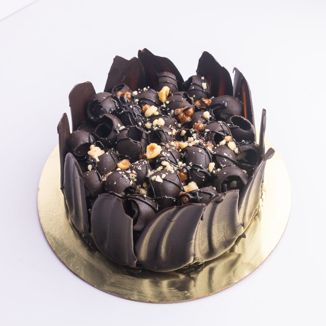 Delicious Chocolate Nougat Cake Recipe