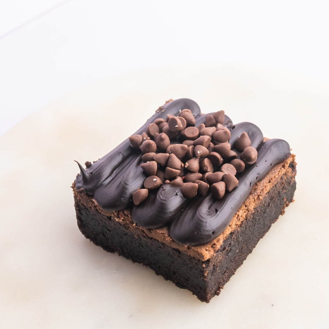 Best Ever Brownie Cake (So Fudgy) - Sweetest Menu