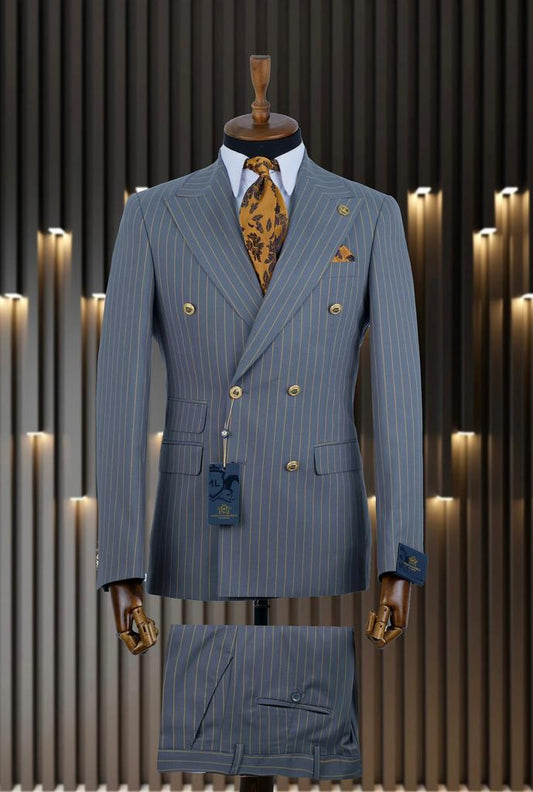 Light Blue Pinstripe Suit 52R / Light Blue