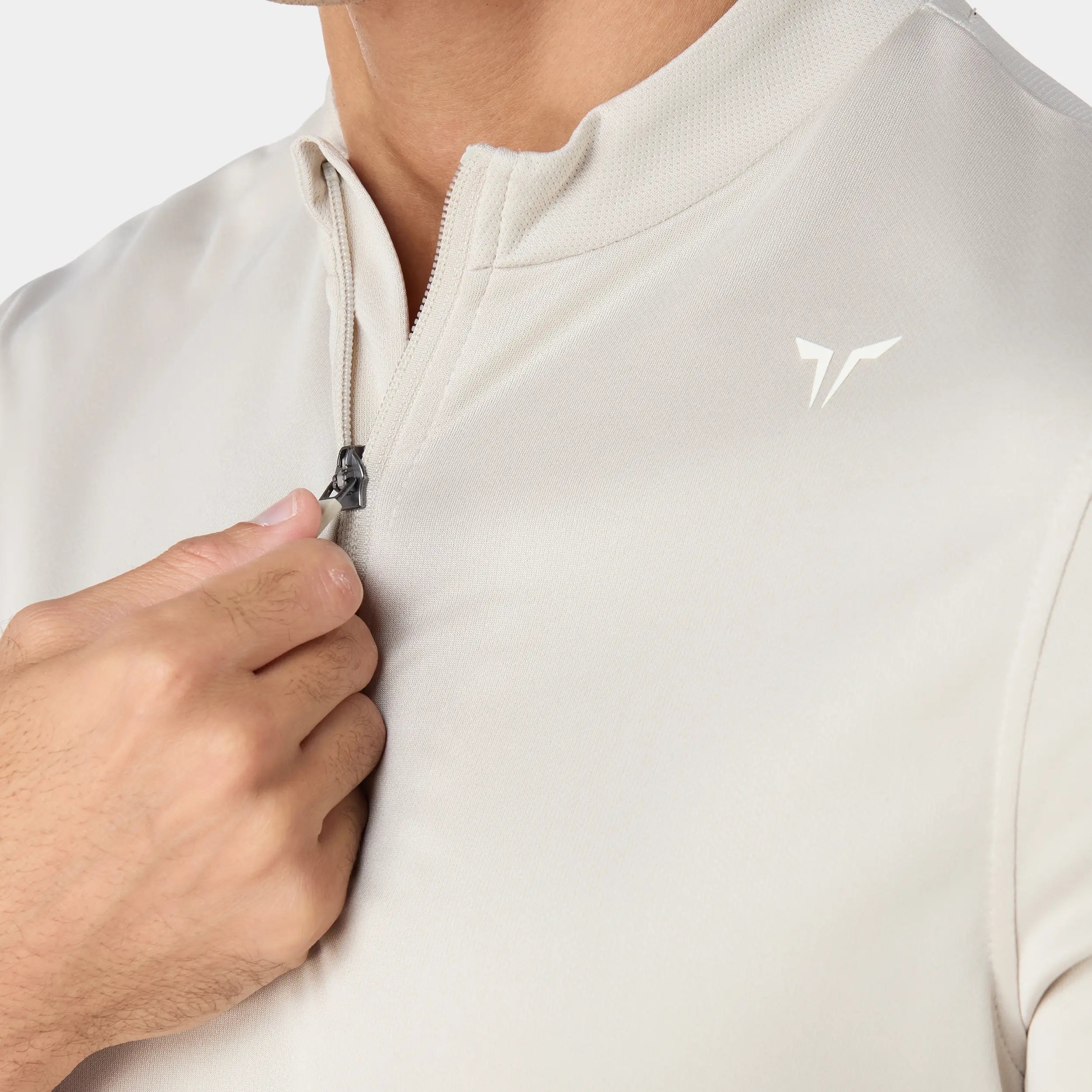 Lightweight Quarter Zip T-shirt - Silver Lining - SWF_MT05042_SILVERLINING_LIGHTWEIGHTQUARTERZIPTEE_3