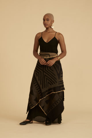 Halisi Black Gold - Skirt styling