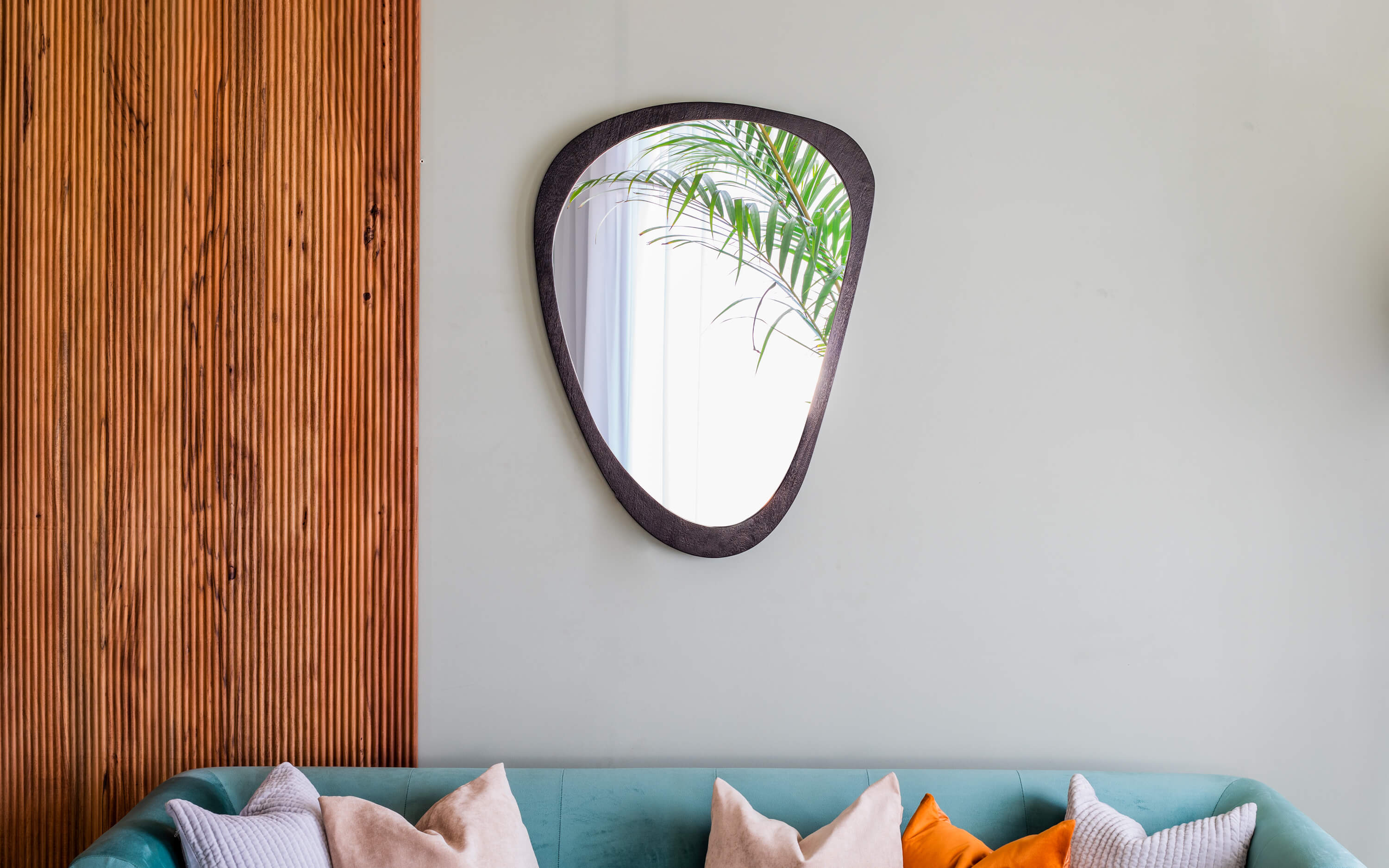Kao Wall Wooden Mirror for dressing room