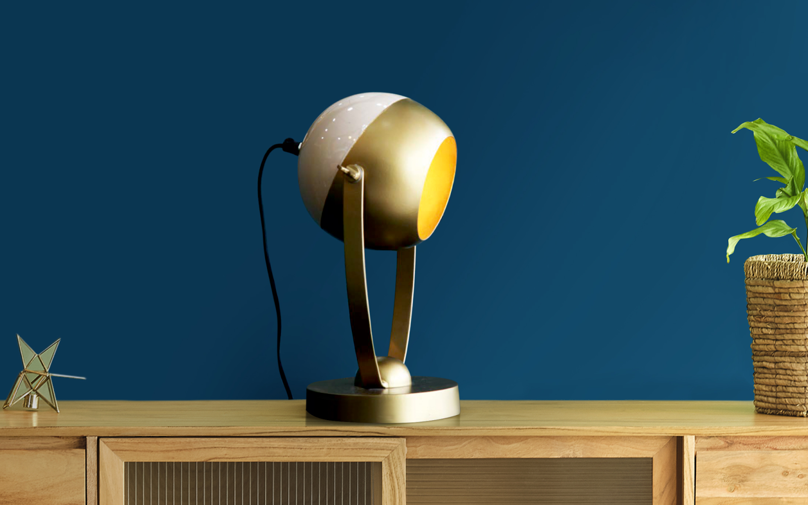 Metropolis Table Lamp