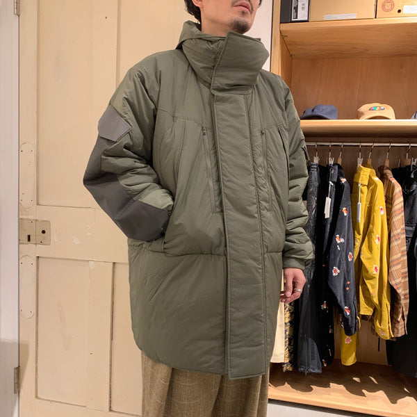 unused is-ness 18aw monster parka - ダウンジャケット