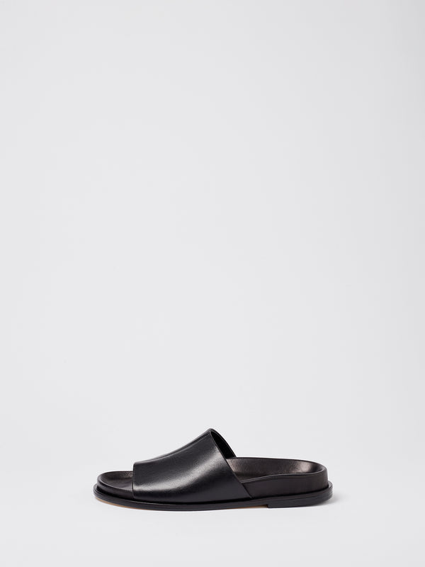Flat Sandals | Aeyde