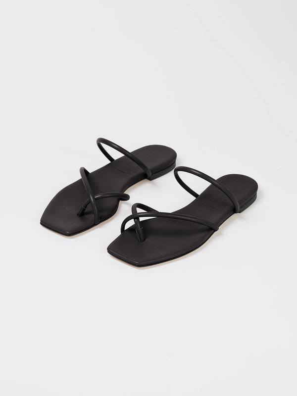 Flat Sandals | Aeyde