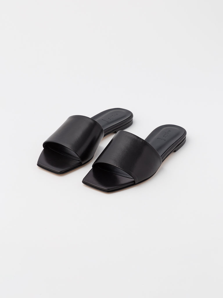 Aeyde | ANNA Black Leather Flat Sandal