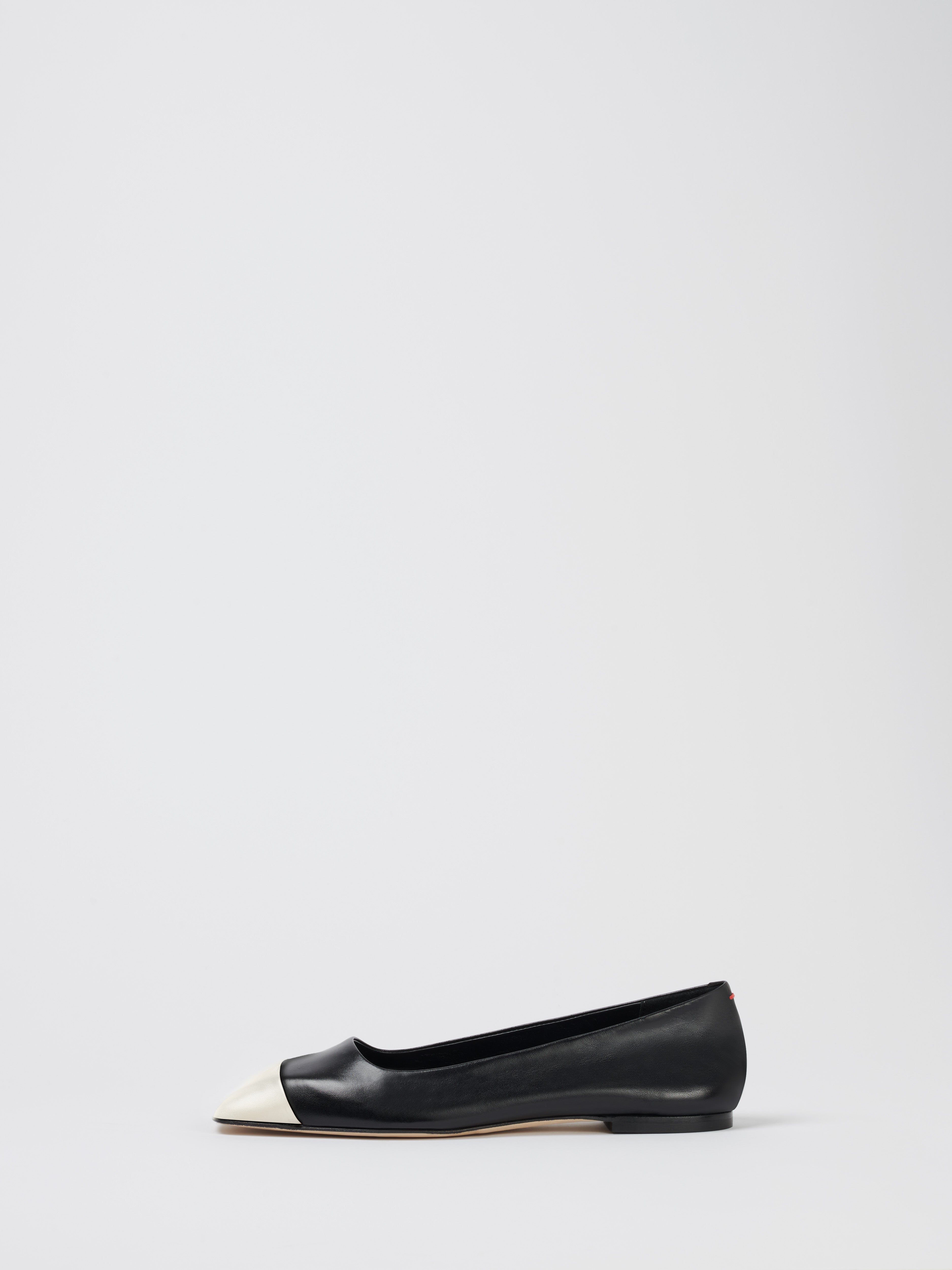 Chanel 23p CC Cap Toe Lambskin Leather Ballet Flats Size 11