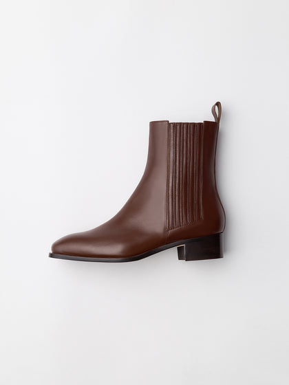 women's brown leather ankle boot 