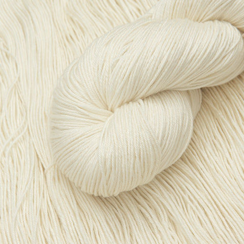 Silky Fingering yarn base
