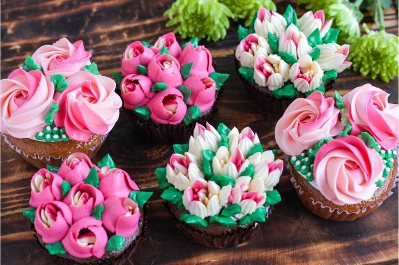 Buy Floral Cupcakes Box Order Online in Mumbai Toujours