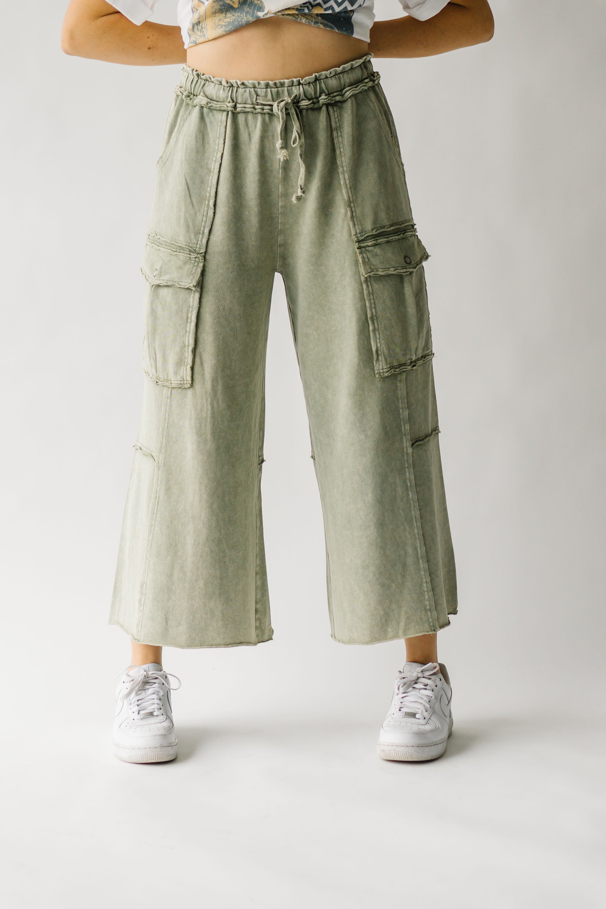 新品】Belted Wide Trousers Apartment Three-