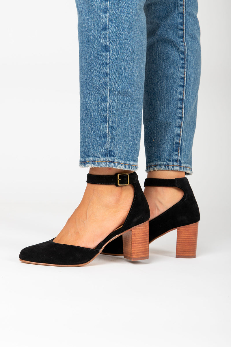 soludos heels