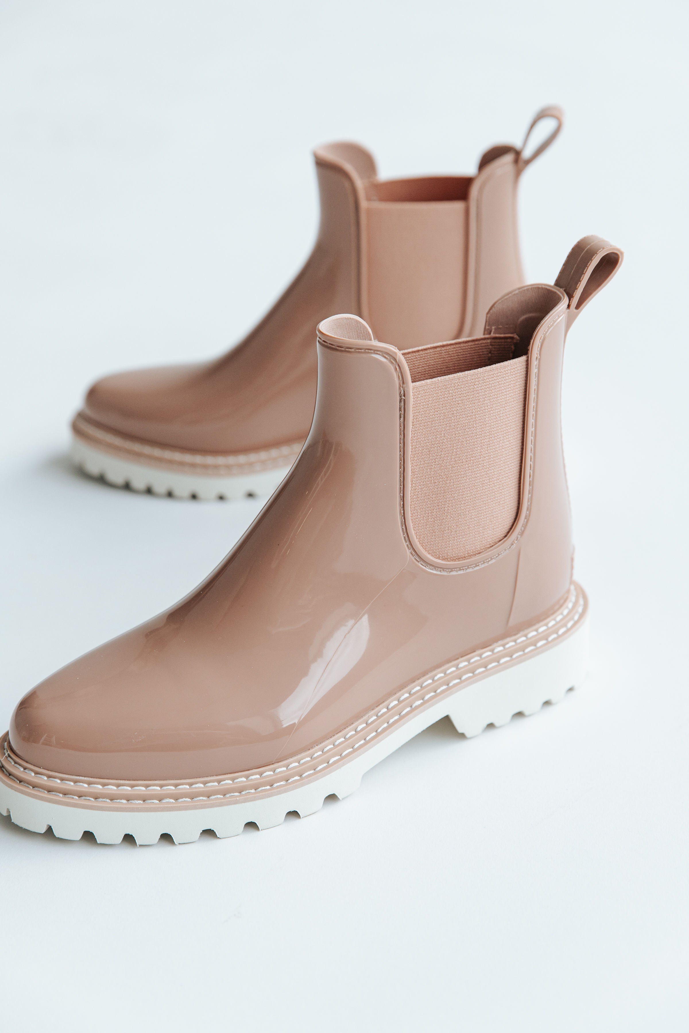 Dolce Vita: Stormy Rainboots Patent Stella in Rose