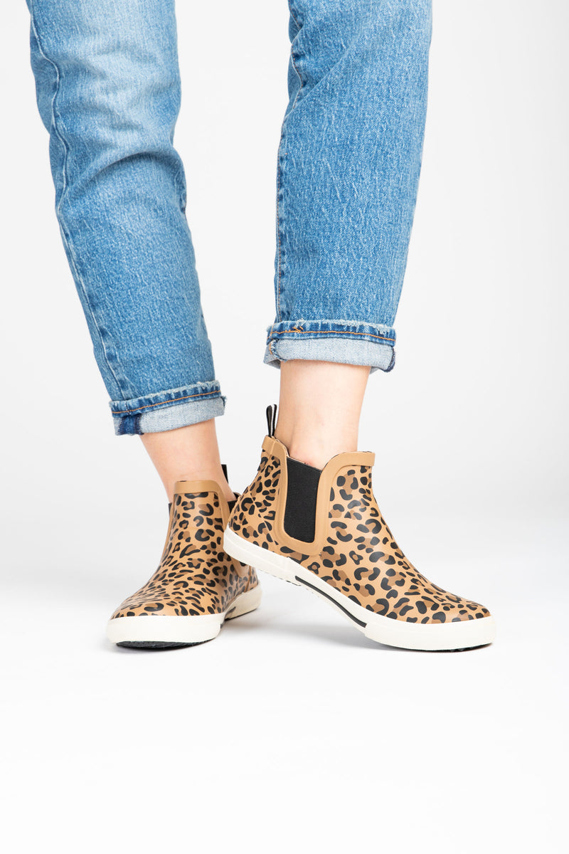 leopard rain boot