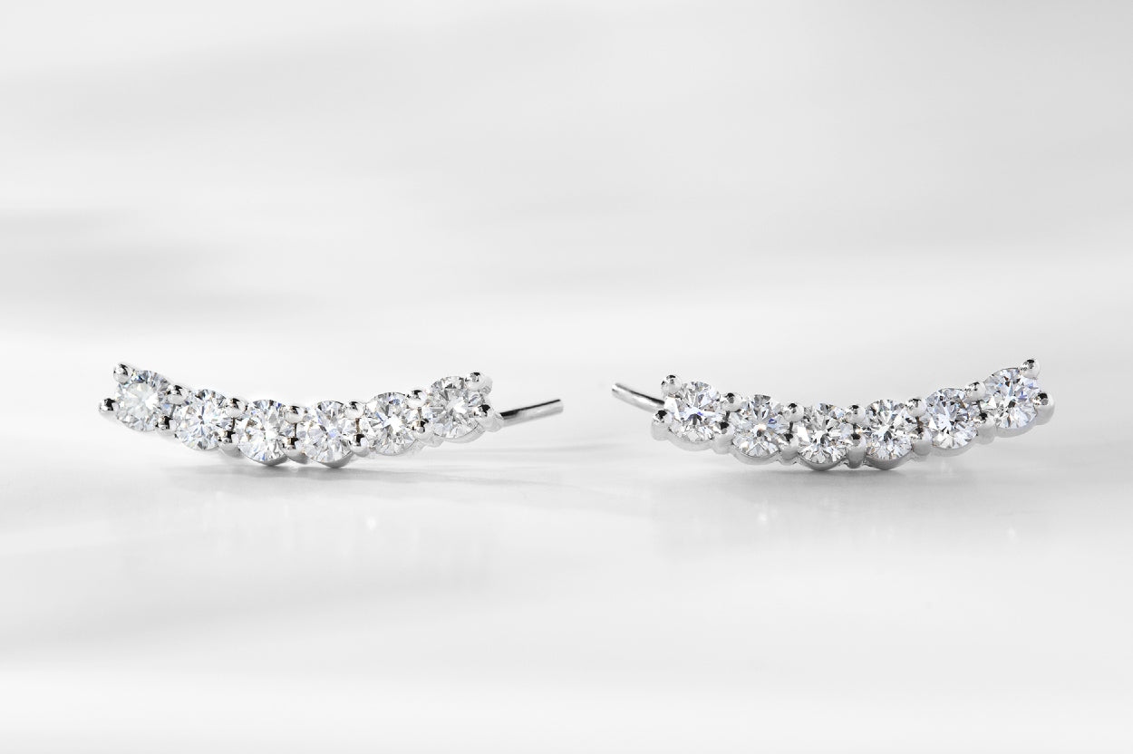 Ecksand large lab-grown diamond crawler earrings