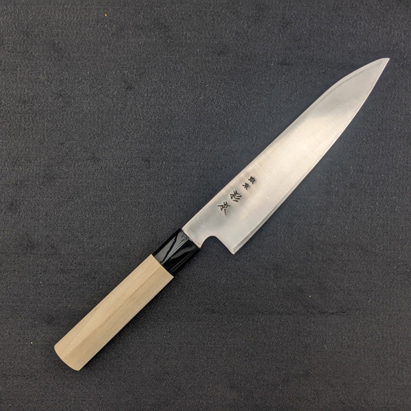 Japanese chef’s knife with a hidden tang handle