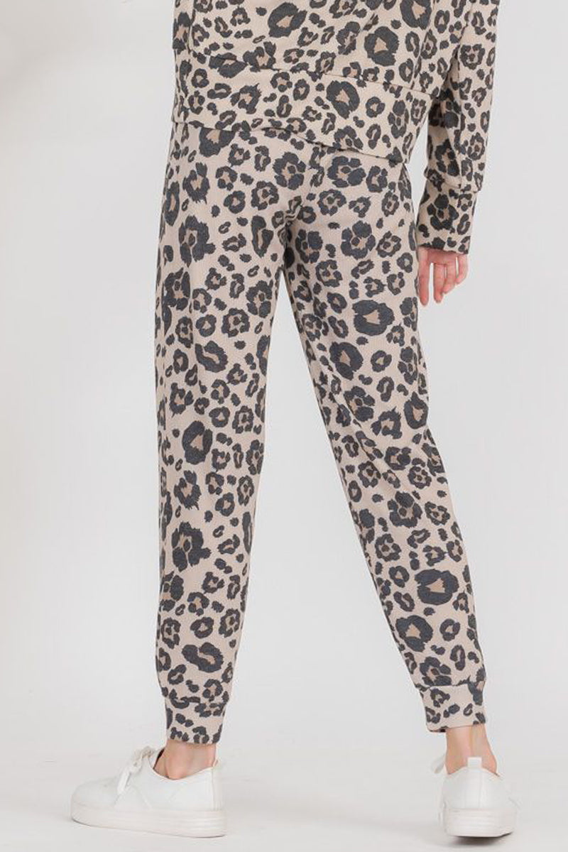 Relaxed Leopard Print High-Rise Joggers – ICONOFLASH