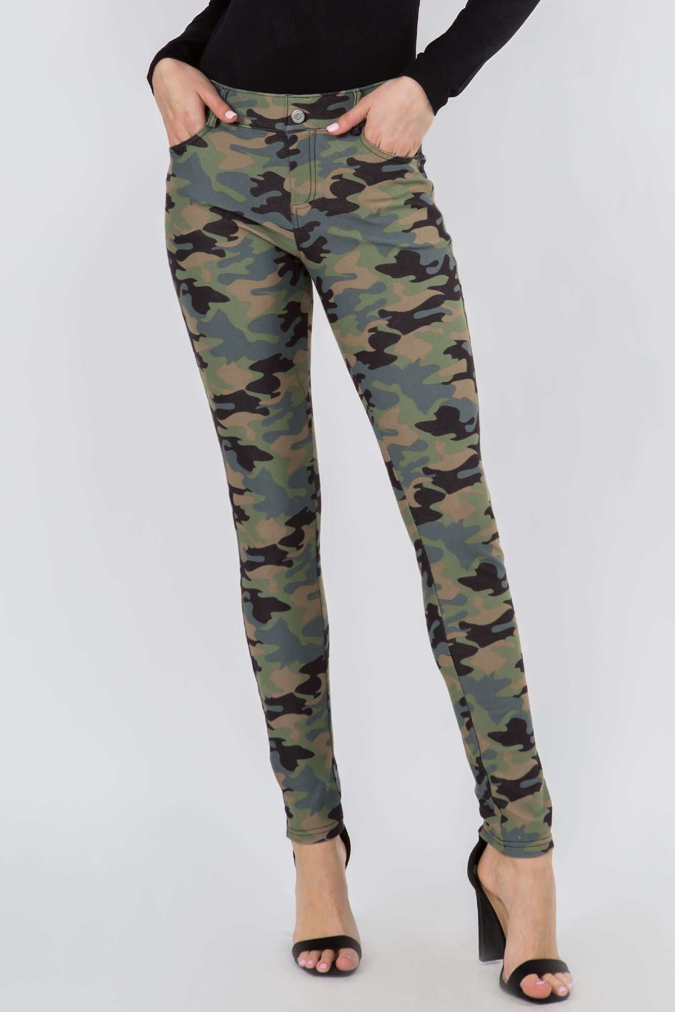 Camouflage 5-Pocket Jeggings with Belt Loops – ICONOFLASH