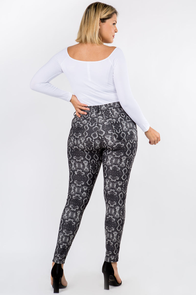 Plus Size Bold Snakeskin Jeggings with Belt Loops