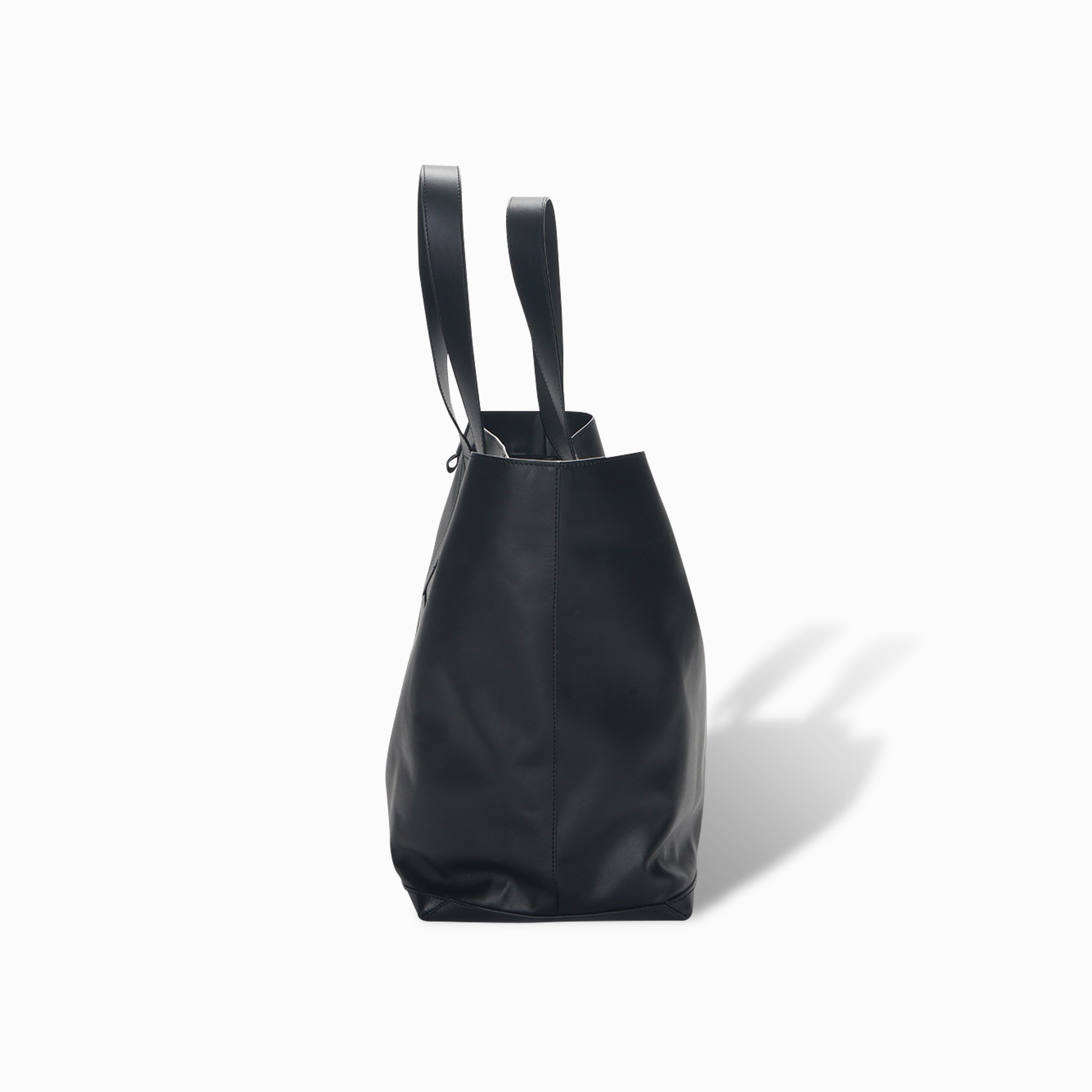 Pillar Tote Leather