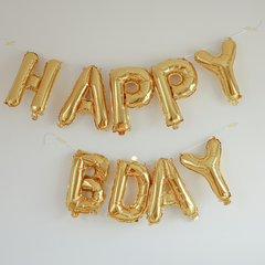 Guld fødselsdags bogstav balloner med teksten "HAPPY BDAY"