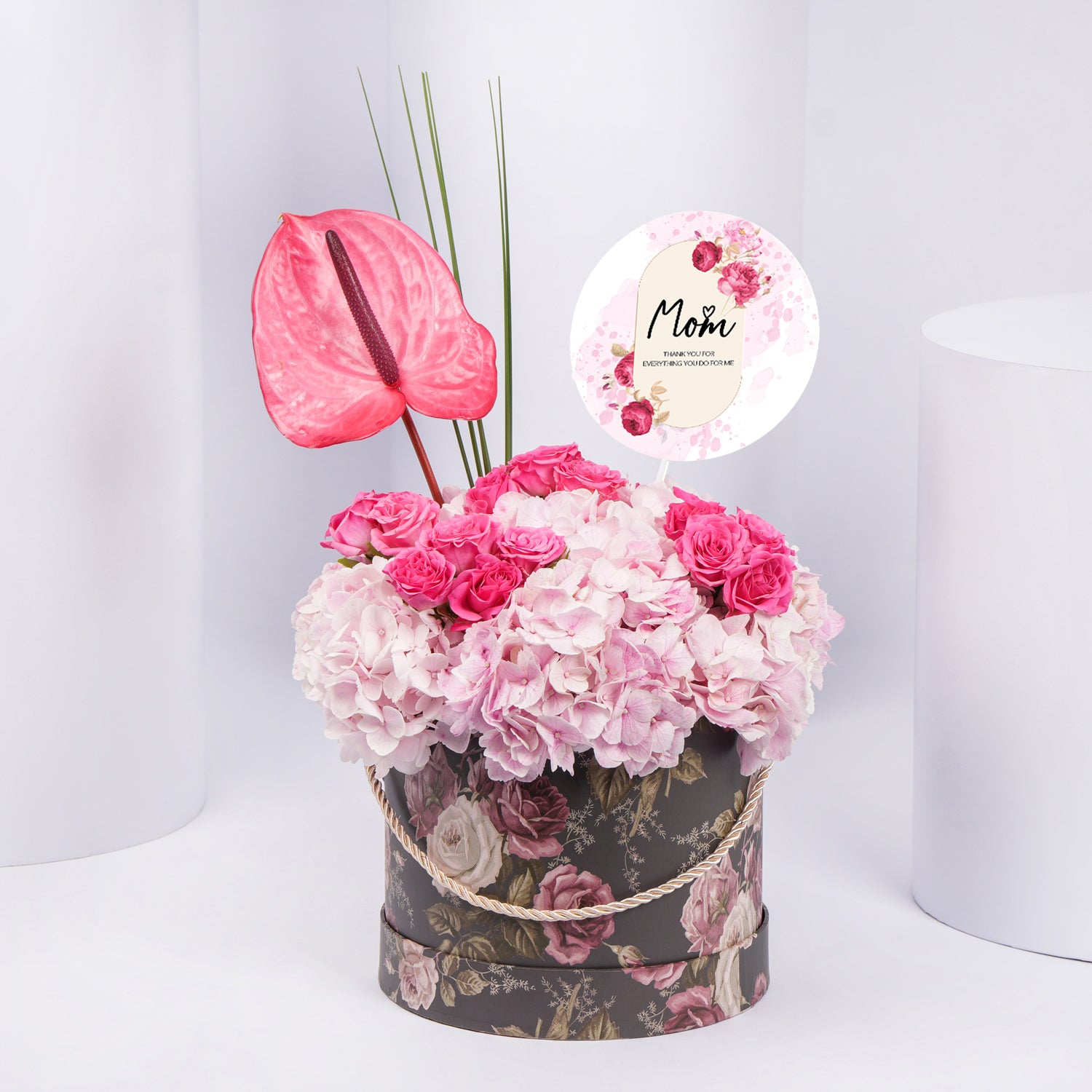 Moms Love Flowers Box