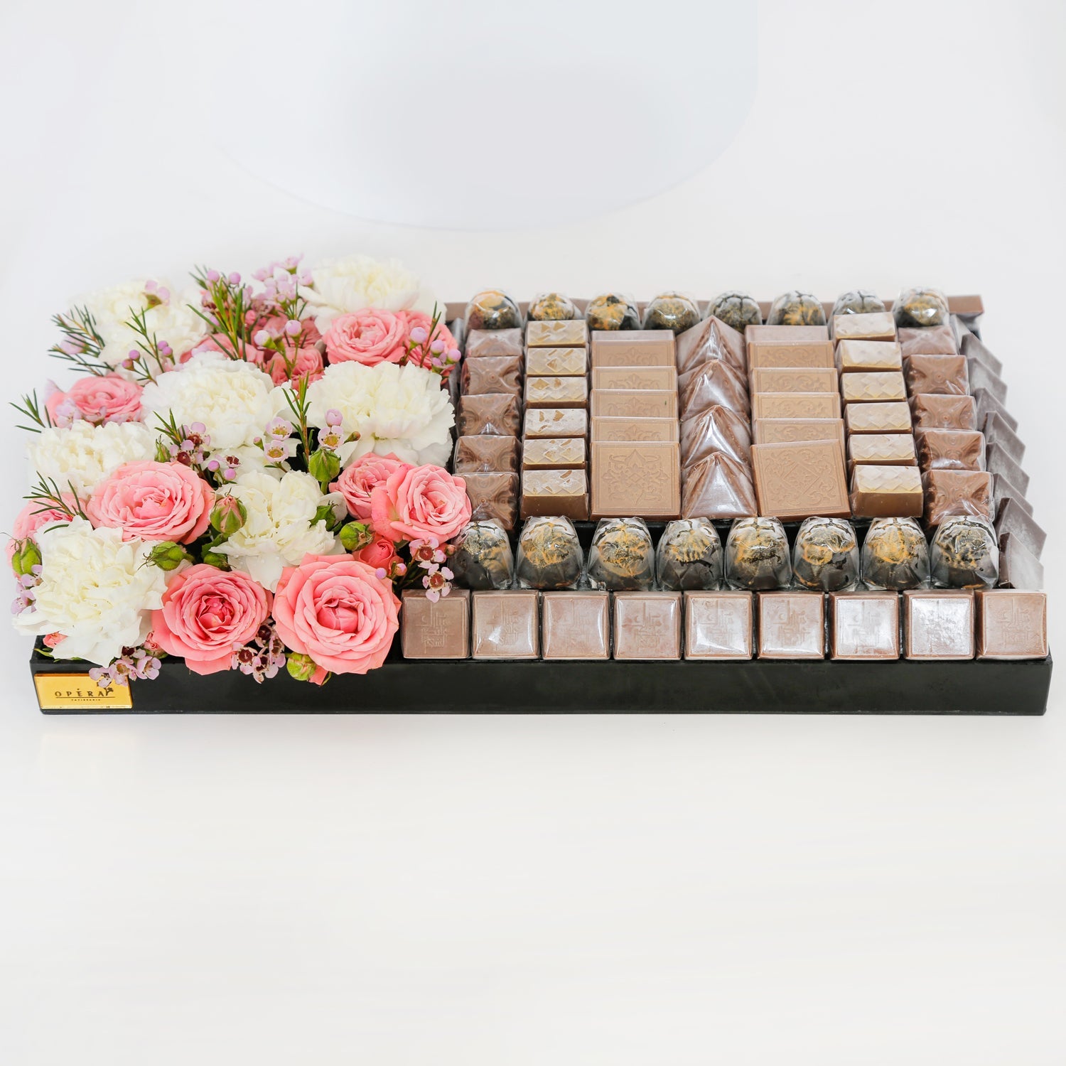 Best Treat Chocolates & Flowers Gift Tray