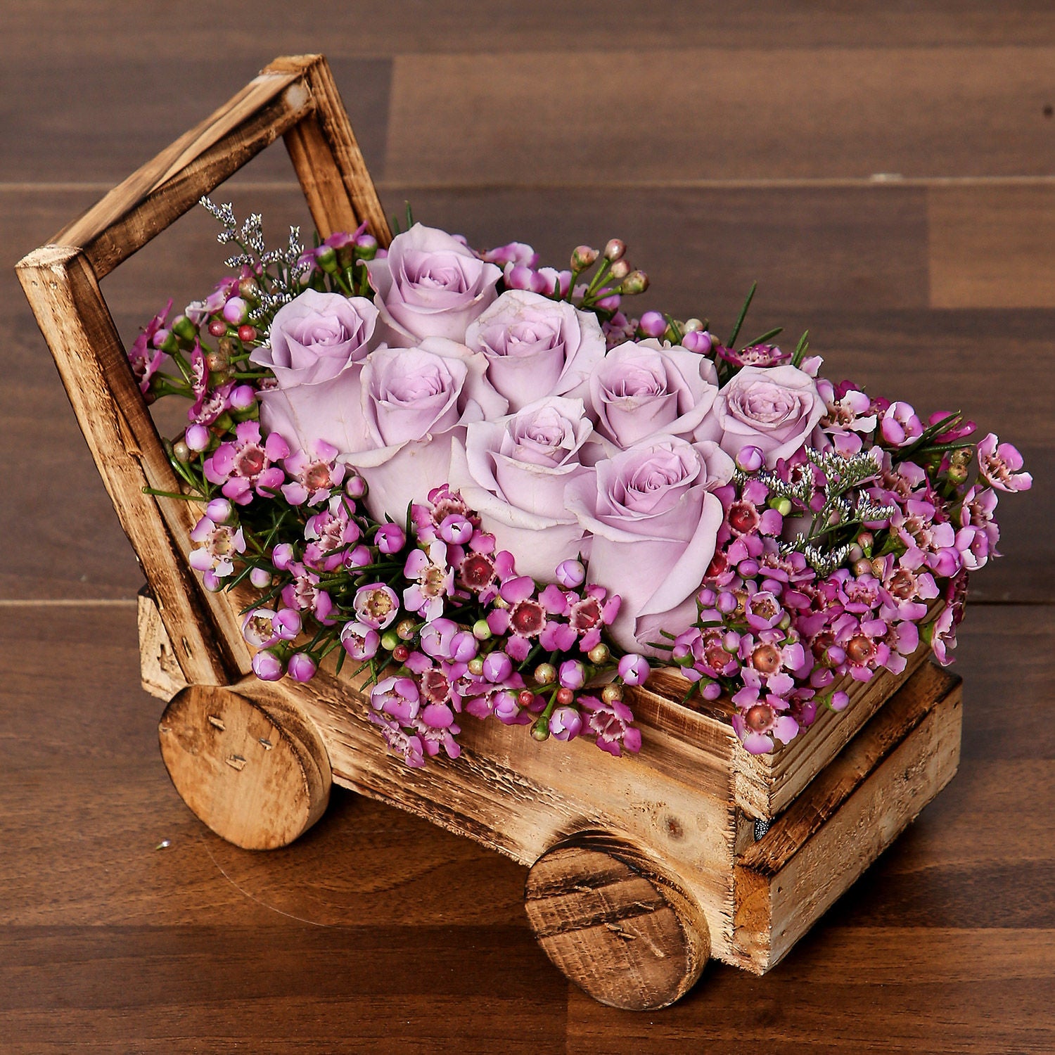 Elegant Arrangement of Purple Roses