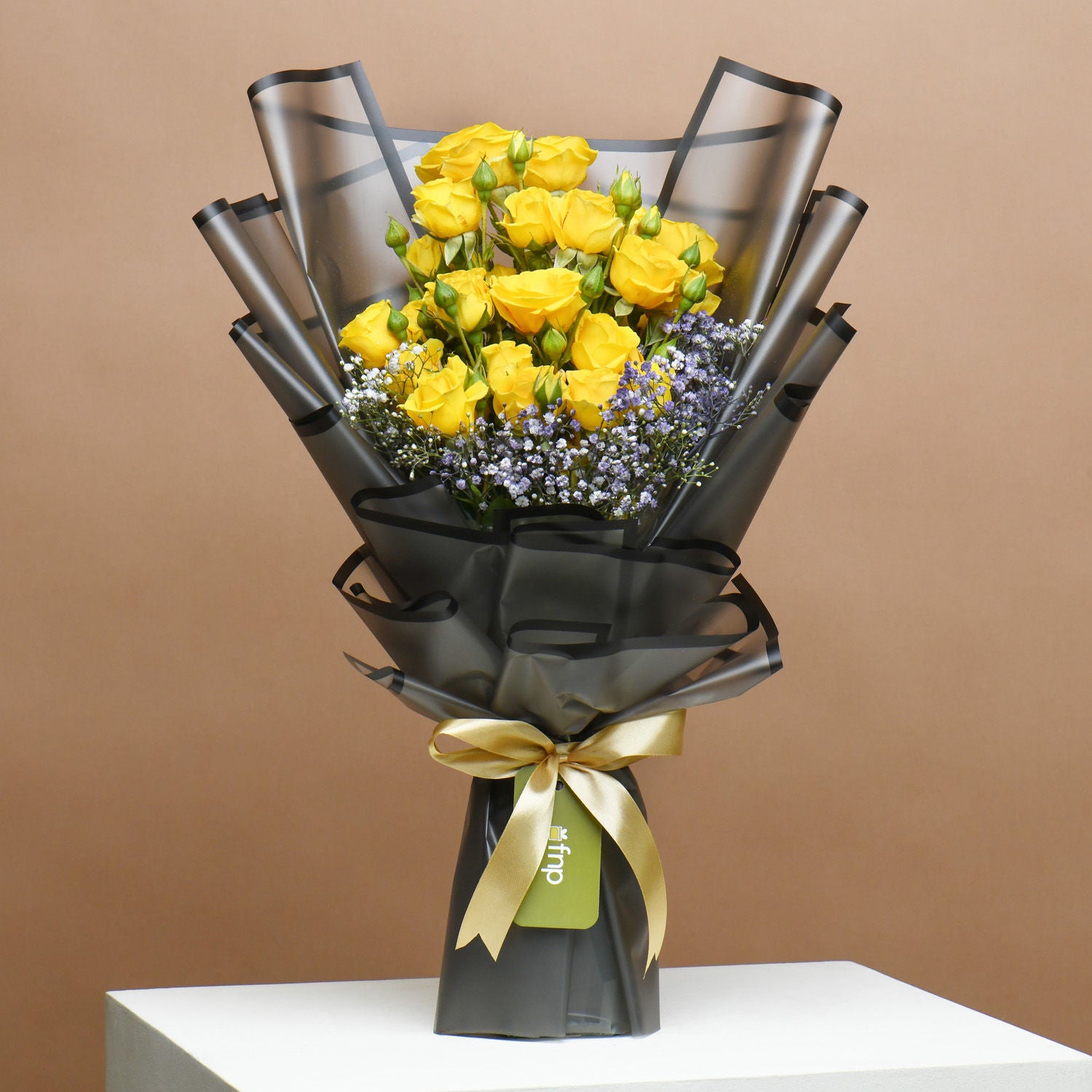 Golden Twilight Roses Bouquet