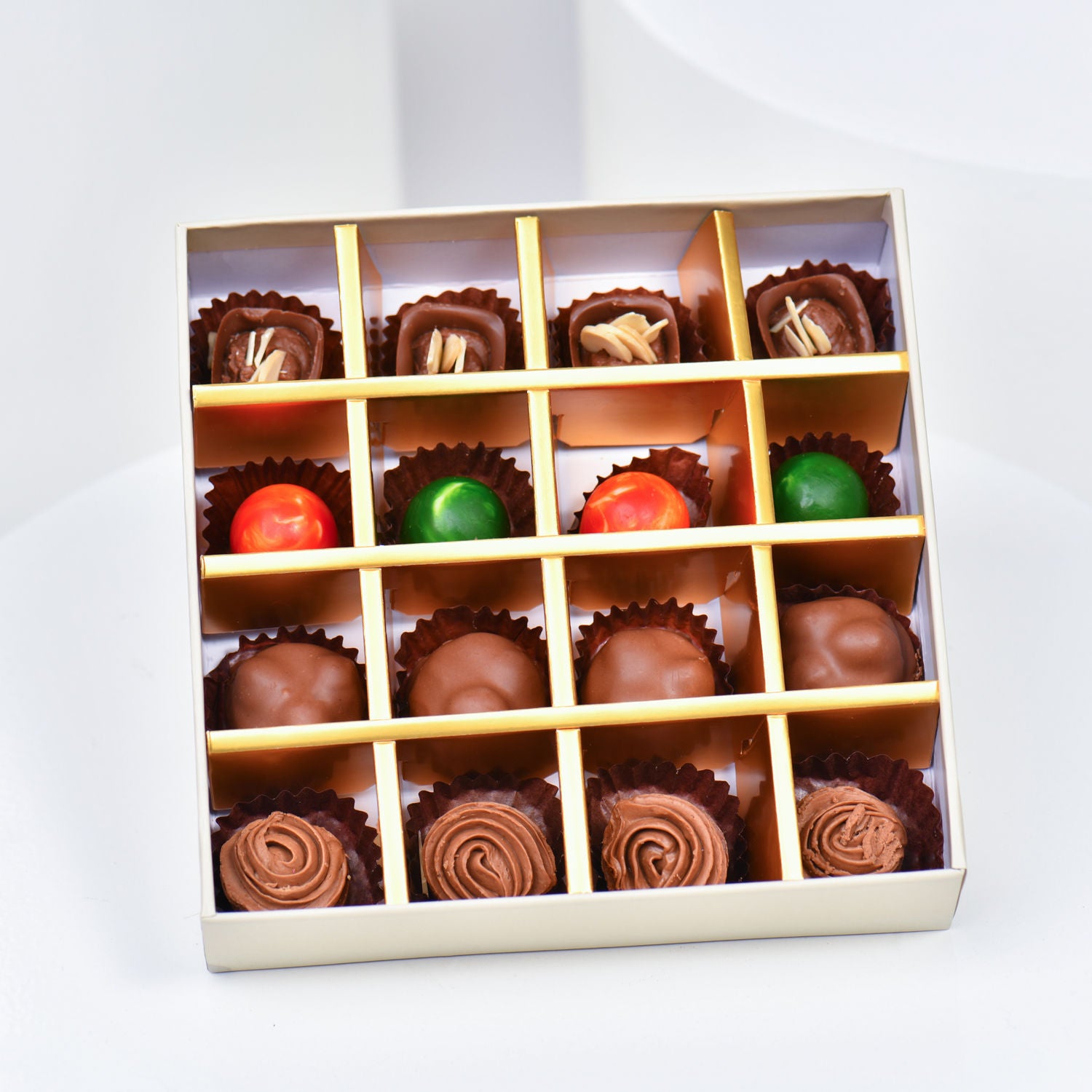 Love Basket & 16 Empire Assorted Chocolates Box