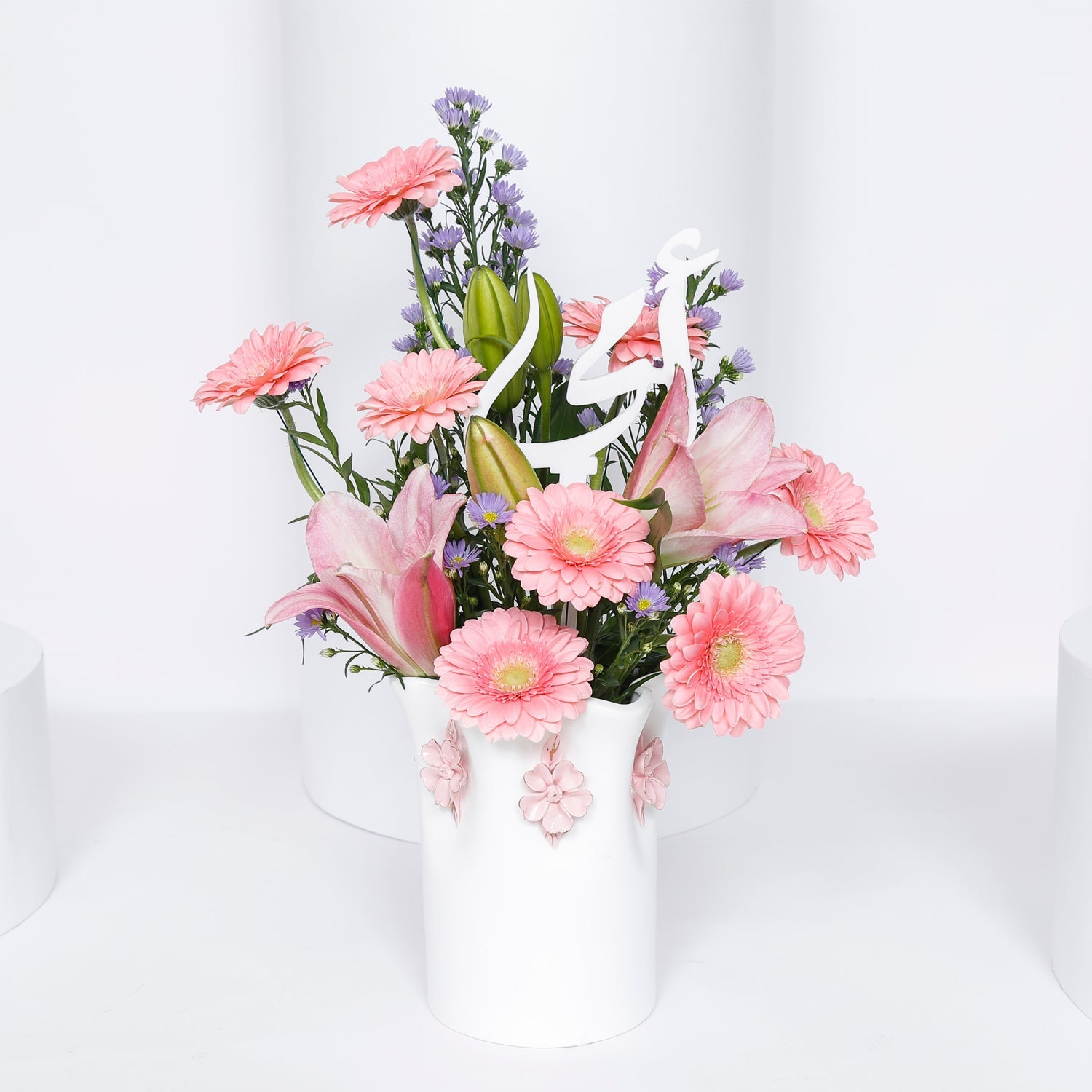 Pink Flowers Arrangements with Honey Cake