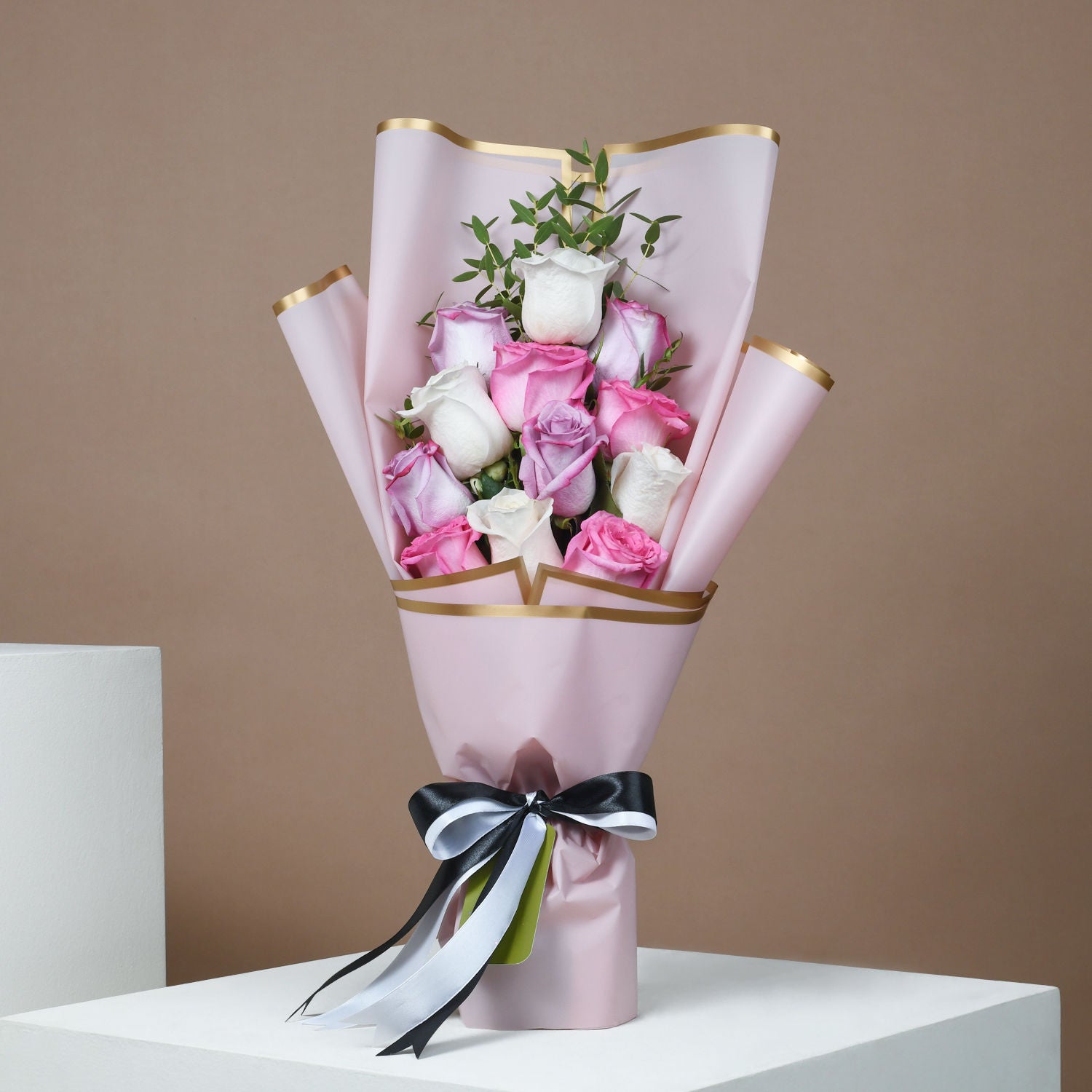 Pretty Rose Flower Bouquet