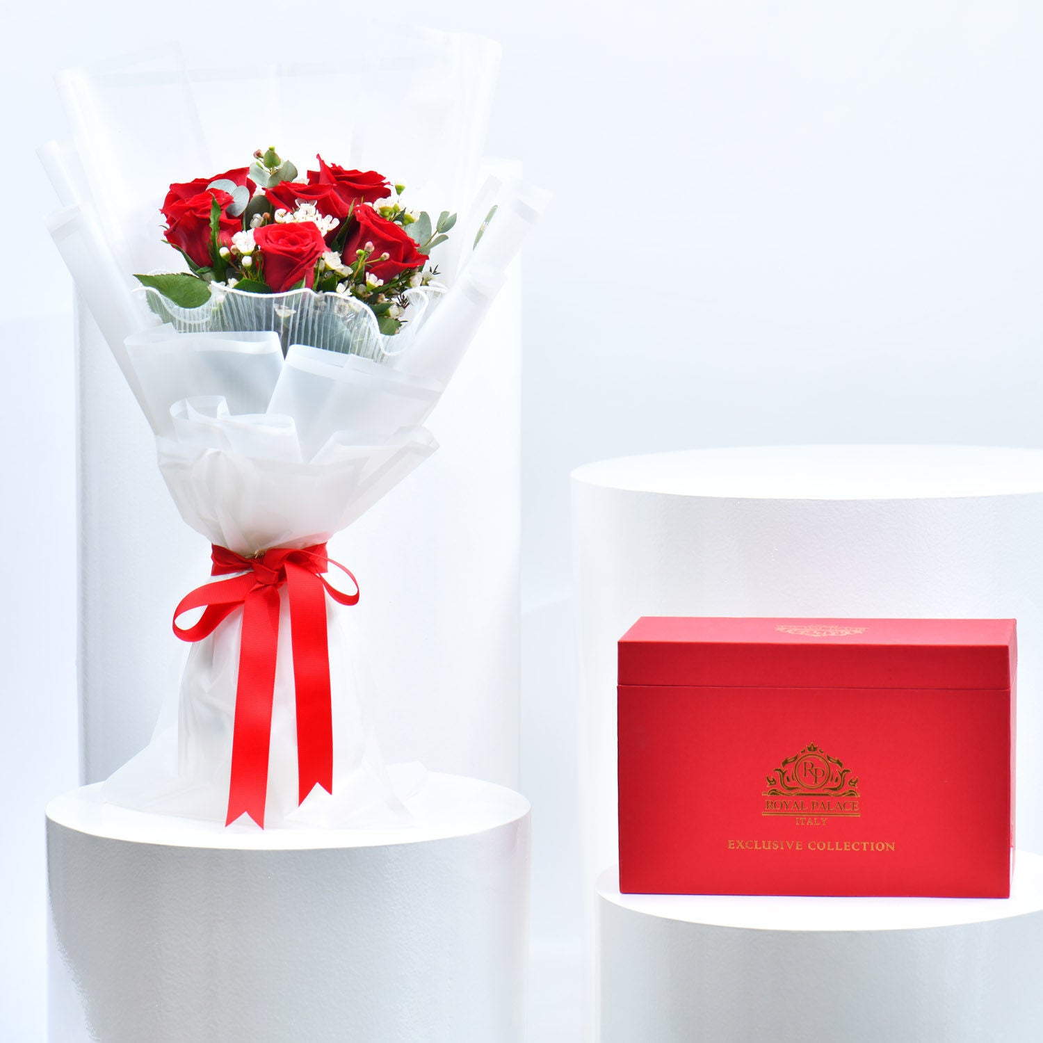 Roses with a Royal Palace Room Spray & Perfume Set