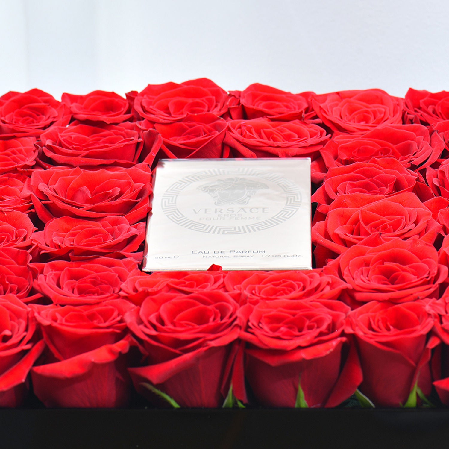 Versace Rose Box Extravagant